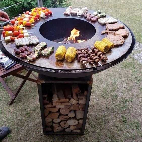 Griglie per barbecue con affumicatore a legna da esterno