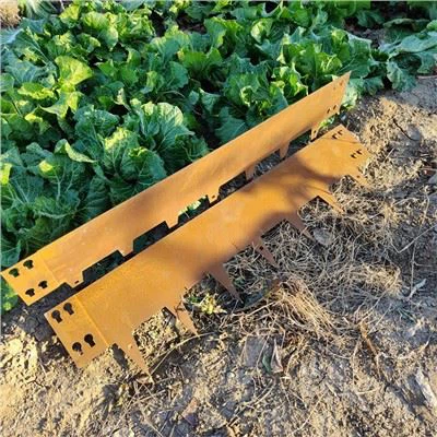 Il bordo da giardino antiruggine dura tutta la vita