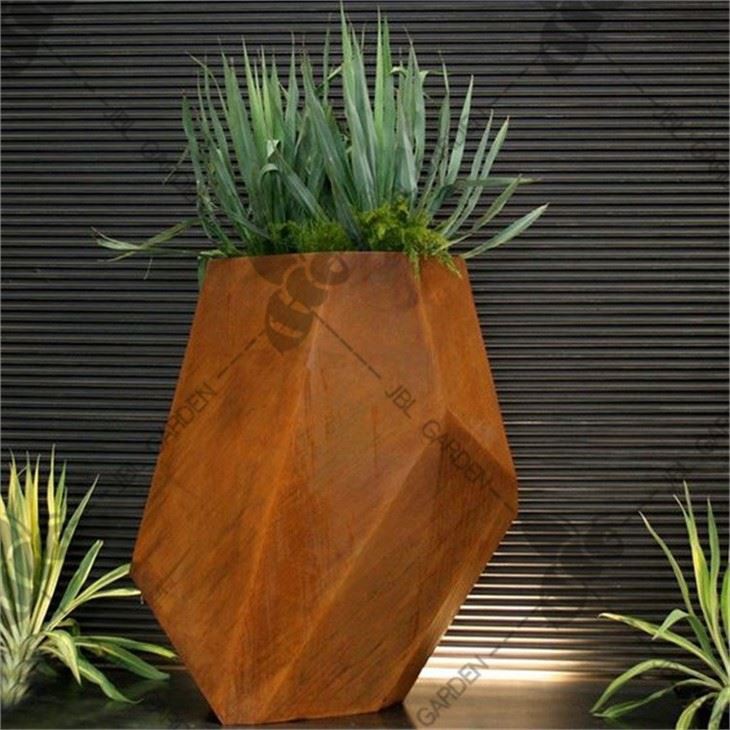 Corten Plant