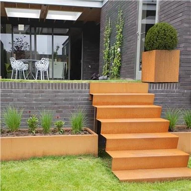 SCALE IN ACCIAIO CORTEN