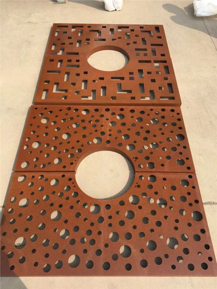 Griglie per alberi in acciaio corten