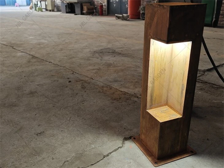 OUTDOOR LIGHTING COLLECTION