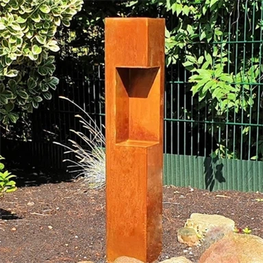 LAMPADA DA TERRA PER ESTERNI IN STILE