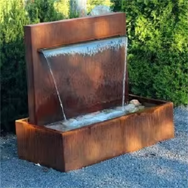 Fontana Decorativa Da Giardino Con Piscina